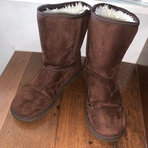 DAWGS micro fiber size 9 boots